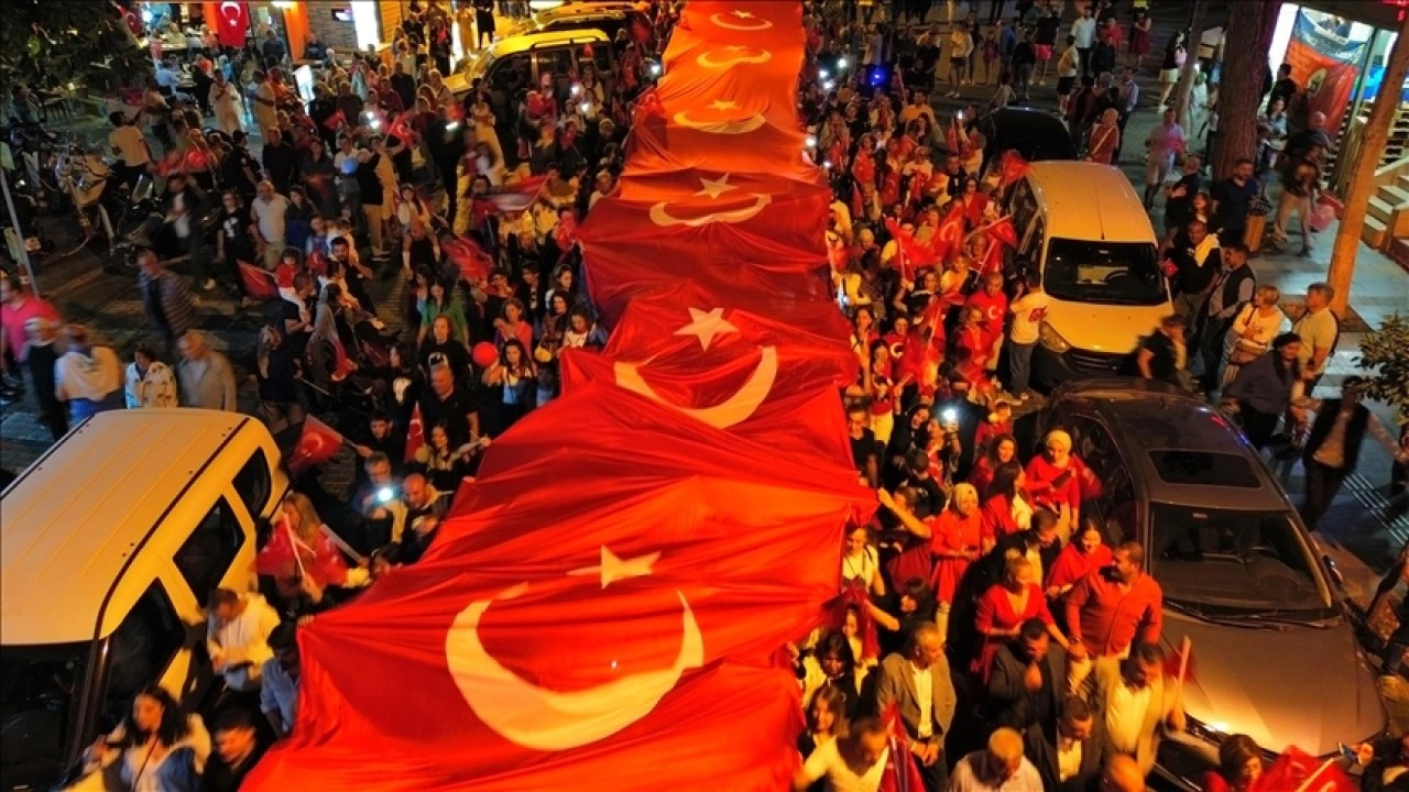 29 Ekim Cumhuriyet Bayramı Coşkusu Şehirleri Sardı