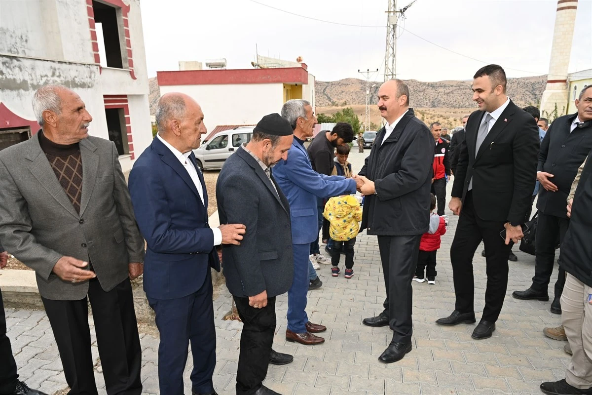 Batman Valisi, Hasankeyf’in 11 köyünü gezdi; “48 işin 41’ini tamamladık”