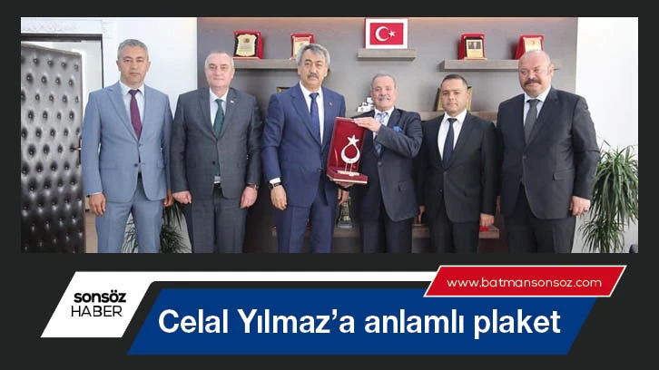 Celal Yılmaz’a anlamlı plaket