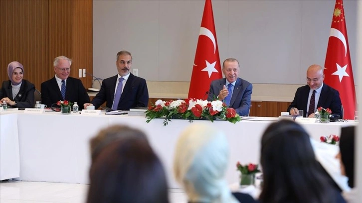 Cumhurbaşkanı Erdoğan, New York'ta Türkevi'nde Temaslarda Bulundu