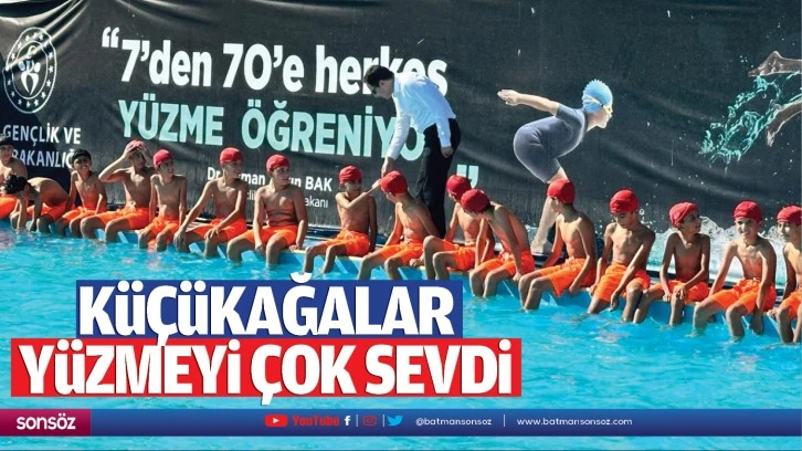 Küçük ağalar yüzmeyi çok sevdi…