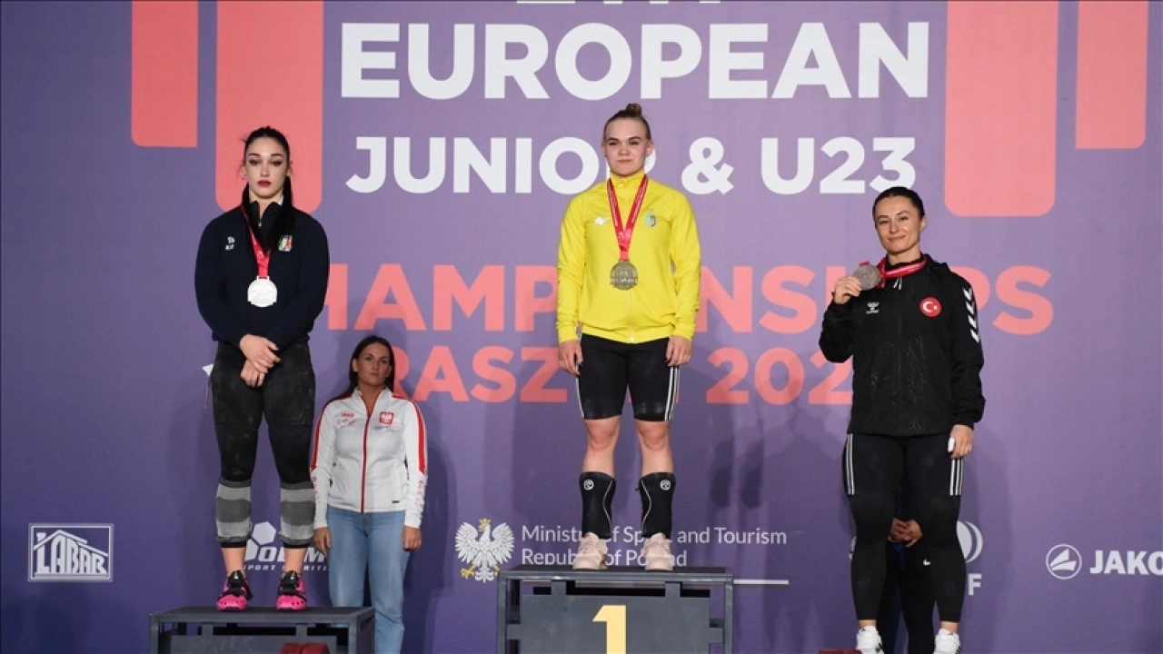 Milli Sporcumuz Aysel Özkan, Avrupa Şampiyonasında Bronz Madalya Kazandı