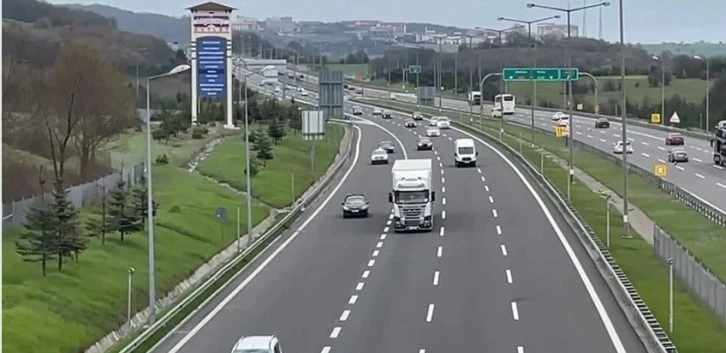 Otoyolda Ramazan Bayramı dönüş yoğunluğu başladı