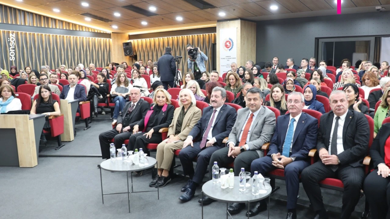 "Geleceğe Yön Veren Kadınlar" programı düzenlendi