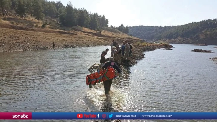 Serinlemek için gölete giren çocuk öldü