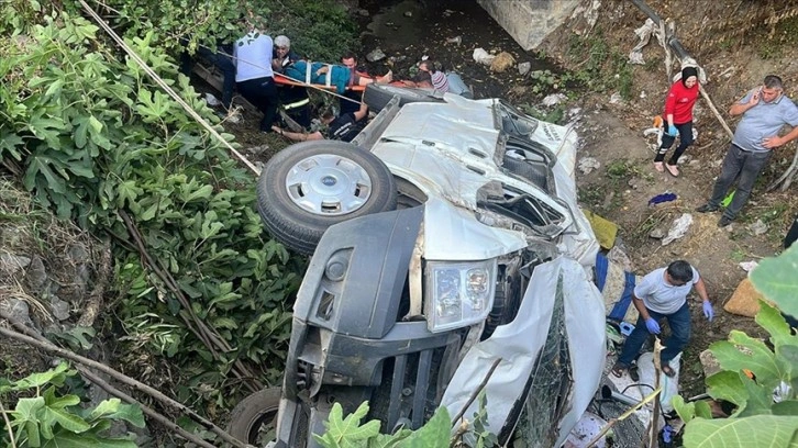 Tokat'ta Minibüs Devrildi: 26 Yaralı