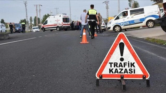  Trafik kazasında 4 kişi yaralandı