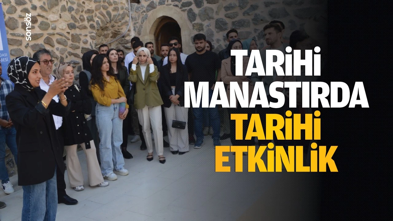 Tarihi manastırda tarihi etkinlik