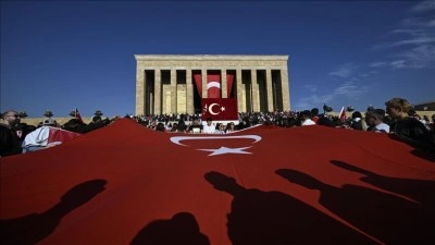 Anıtkabir'e Yoğun İlgi Devam Ediyor