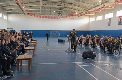 Askeri bando takımı İdil'de konser verdi