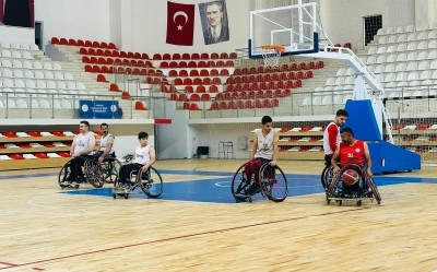 Basketçilerimiz liderlik koltuğuna oturdu