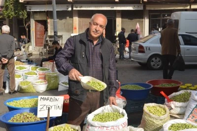 Batman’da bir ayda 20 ton zeytin satılıyor