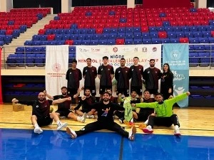 DBB Hentbol Takımı üst tura çıktı