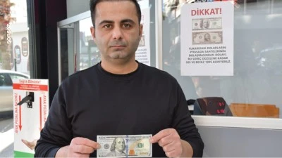 Döviz büroları sahte banknot iddiasıyla dolar alımını durdurdu