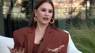 Evrim Alasya ile Kerem Alışık'tan Sürpriz Aşk Haberi!