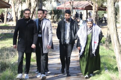 Filistinli öğrenciler İsrail ile Hamas arasındaki ateşkesi memnuniyetle karşıladı