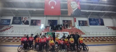 Genç MÜSİAD, engelli basketbolcuları destekledi