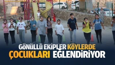 Gönüllü ekipler, köylerde çocukları eğlendiriyor