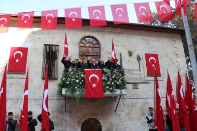 Atatürk'ün Gaziantep'e gelişinin 92. yıl dönümü kutlandı