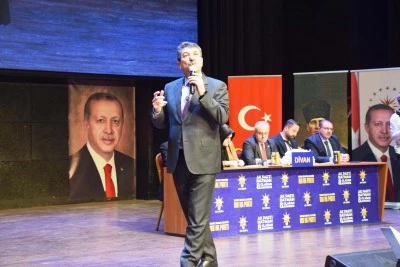 Vekil Nasıroğlu, il kongresinde konuştu;  “Kürtler, barış elini tutmalı”