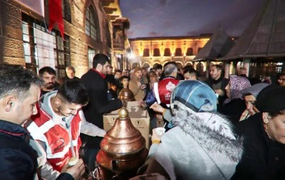  kandil için salep ve simit ikramı