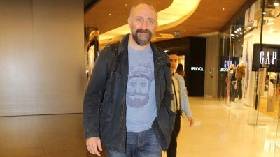 Halit Ergenç ve Merve Dizdar'ın Başrolünde Olduğu Yeni Dizi Çekimleri Başlıyor