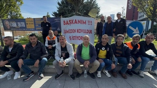 İstanbul Belediyesi Önünde İşçilerden Alkışlı Protesto