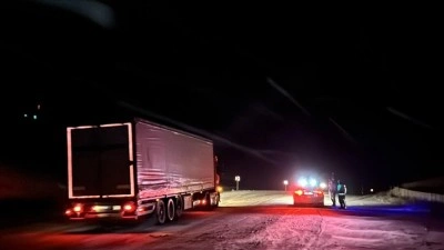 Kop Dağı Geçidi'nde Kar Yağışı ve Buzlanma