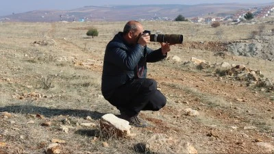 Kuş gözlemcisi mühendis, Şanlıurfa'nın doğal zenginliğini kayıt altına alıyor