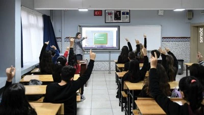 Öğretmenlerin mazerete bağlı yer değiştirme başvuru duyurusu yayımlandı