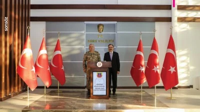 Orgeneral Hüseyin Kurtoğlu, Siirt Valiliğini ziyaret etti