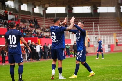 Petrolspor’dan farklı galibiyet: 3-1