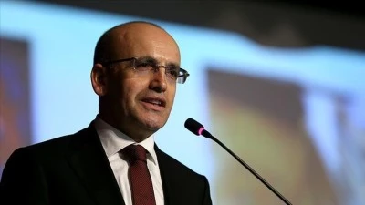 Şimşek: Enflasyonla mücadeleyi gıda, konut ve enerji gibi alanlarda atacağımız arz yönlü adımlarla da destekleyeceğiz